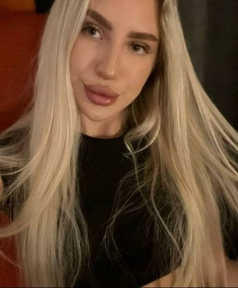 💋
У меня есть много услуг, которые я могу предложить тебе. Позволь мне погрузить тебя в мир наслаждения и разврата. Мои нежные руки помогут тебе расслабиться и забыть обо всех проблемах. 😌
Ты можешь быть уверен, что получишь лучший сервис от меня. У меня есть много опыта и знаний, чтобы удовлетворить каждого клиента. 🌟
Мои фото полностью настоящие и соответствуют реальности. Я живу в Москве, и могу встретиться с тобой в любое время и в любом месте в Москве. 🌆
Не упускай возможность побыть в обворожительной компании самой раскованной и страстной девушки в Москве. Я обещаю, что ты не пожалеешь о своем выборе. 💫
Скорее напиши мне, и ты познаешь настоящее наслаждение! 💓 Вероника